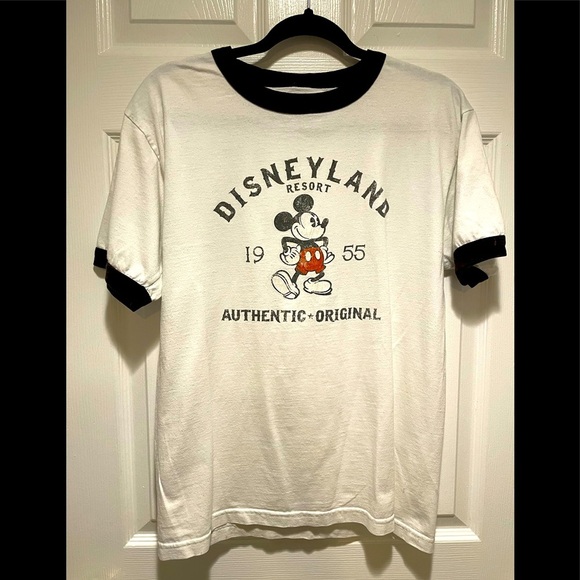 Disney Land Resorts 1955 Mickey Mouse White Short Sleeve T-Shirt Size Medium - Picture 1 of 4